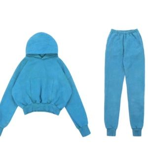 Vintage Blue Shp Chnzy Sweatsuit Set